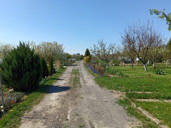 Zahrada s chatou u Štěrkoviště – stavební povolení na novou 