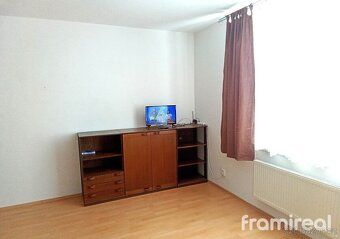 Ev.č. 02099 Nabízíme k podnájmu prostorný byt o dispozici 1+