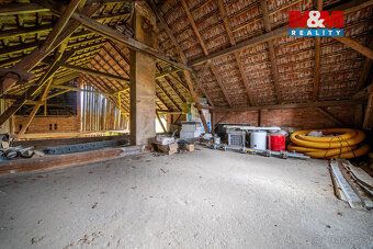 Rodinný dům v obci Třebešov s velkým pozemkem o výměře 1 312