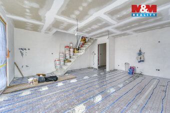 Nabízíme k prodeji prostornou novostavbu samostatného domu s