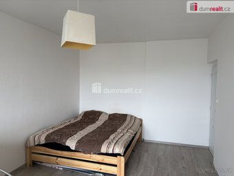 +popl. 5000, záloha pro jednu osobu, záloha na služby pro dv