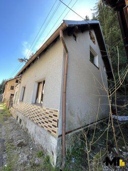 Nabízíme Vám k prodeji rodinný dům v obci Oloví na Sokolovsk