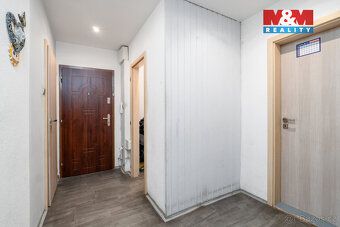 Nabízíme k prodeji prostorný byt 3+1 s lodžií o velikosti 81