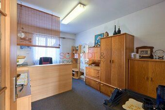 Nabízíme na prodej unikátní a plně funkční areál pěstitelské