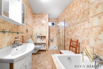 Nabízíme k prodeji pečlivě udržovaný dům v žádané lokalitě P