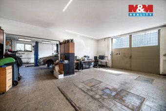 Nabízíme k pronájmu jednopodlažní cihlovou stavbu autoservis