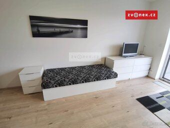 Nabízíme k pronájmu byt 1+kk s balkonem v novostavbě bytovéh
