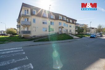 Nabízíme k prodeji garážové stání v cihlovém domě z roku 200