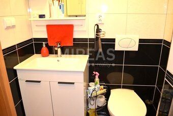 Nabízíme Vám k pronájmu byt o velikosti 2+kk/B OV v Milovicí