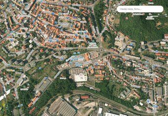 Na prodej řadová garáž o výměře 19 m² Slaný, ul. Ouvalova
Je