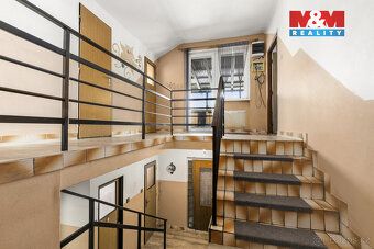 Nabízíme k prodeji samostatně stojící rodinný dům v tiché a 