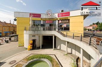 Hledáte prostor pro restauraci, kde můžete začít téměř okamž