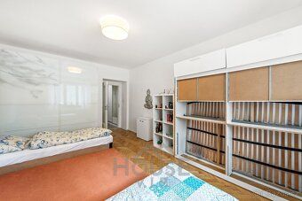Ev.č. 01585 Dovoluji si Vám nabídnout světlý a velmi příjemn