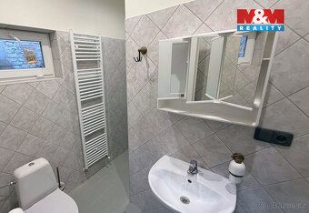 Nabízíme k pronájmu přízemní byt o dispozici 1+kk v centru L