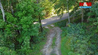 Nabízíme pozemky v přírodě – Chotěvice, soukromí a krásné vý