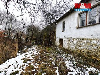 Nabízíme k prodeji rodinný dům o dispozici 1+kk s užitnou pl