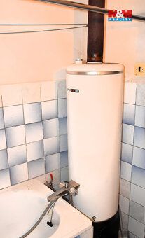 Nabízíme k prodeji rodinný dům o dispozici 1+kk s užitnou pl
