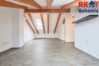 Pronájem 4+1 122m2 P3 Žižkov, Na Jarově, rekonstrukce, nezař