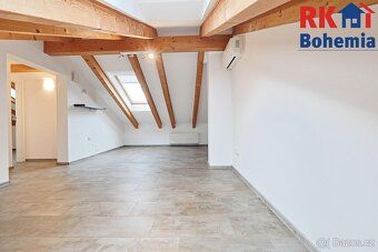 Pronájem 4+1 122m2 P3 Žižkov, Na Jarově, rekonstrukce, nezař