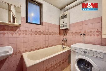 Nabízíme vám ke koupi rodinný dům na samotě u lesa ve velmi 