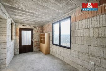 Nabízíme vám ke koupi rodinný dům na samotě u lesa ve velmi 