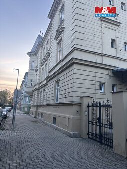 Nabízíme k prodeji exklusivní zrekonstruovaný byt 1+kk o uži