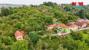 Nabízíme k prodeji stavební pozemek o výměře 227 m² v obci K