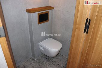 (včetně veškerého právního a poradenského servisu), Dumreali