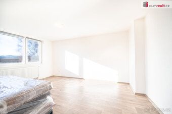 + poplatky 3.800,- Kč. Více informací Vám poskytne makléř Pa
