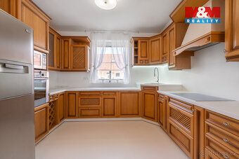 Nabízíme k prodeji samostatný rodinný dům v žádané, klidné č