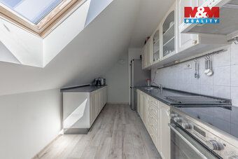 Exkluzivně prodáváme dvougenerační rodinný dům v klidné část