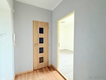 Vůně novoty, klid, světlo a výhled, který neomrzí. Tento krá