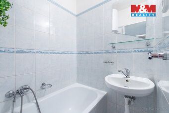 Ve výhradním zastoupení nabízíme k prodeji řadový rodinný dů