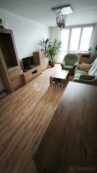 Ev.č. 02282 Zprostředkujeme Vám pronájem krásného světlého b