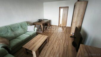 Ev.č. 02282 Zprostředkujeme Vám pronájem krásného světlého b