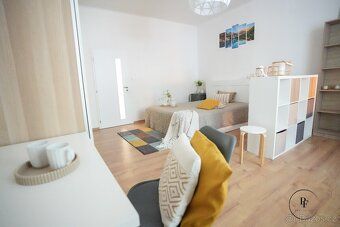 Prakticky řešený byt 2+kk o podlahové ploše 57 m² v ulici Šp