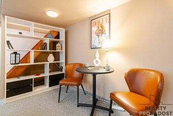 Nabízíme k pronájmu byt 2+kk o velikosti 40 m², situovaný v 