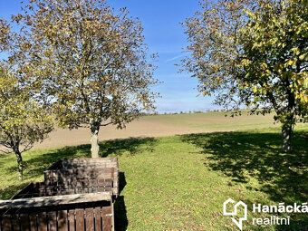Prodej stavebního pozemku 927 m² – Tučapy u Holešova
Nabízím