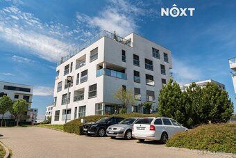 Nabízíme k prodeji byt (ateliér) o velikosti přibližně 31 m²