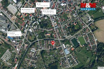 Nabízíme k prodeji zrekonstruovaný řadový rodinný dům v klid