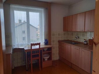 Prodám dvougenerační rodinný dům se čtyřmi nadpodlažími a po