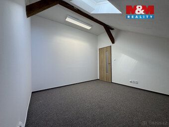 Nabízíme Vám k pronájmu kancelářské prostory o celkové užitn