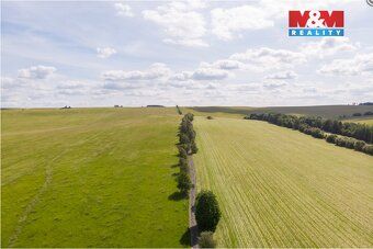 Nabízíme k prodeji exkluzivní pozemek o rozloze 3107 m² v ma