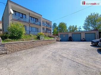 , Ve výhradním zastoupení majitele, nabízím bytový dům o čty