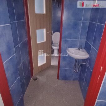 + zálohy na elektriku, vodu, plyn + kauce + provize RK, Dumr