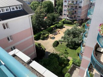 K dlouhodobému podnájmu nabízíme Krásný byt o dispozici 2+kk