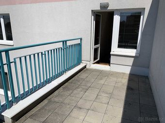 K dlouhodobému podnájmu nabízíme Krásný byt o dispozici 2+kk