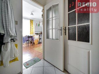 Nabízíme Vám ke koupi prostorný zděný rodinný dům o dispozic