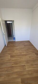 Nabízím k dlouhodobému pronájmu byt 2+1 o velikosti 37m2 na 