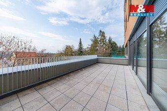 Nabízíme k pronájmu menší ordinaci o výměře 14 m² v zavedené